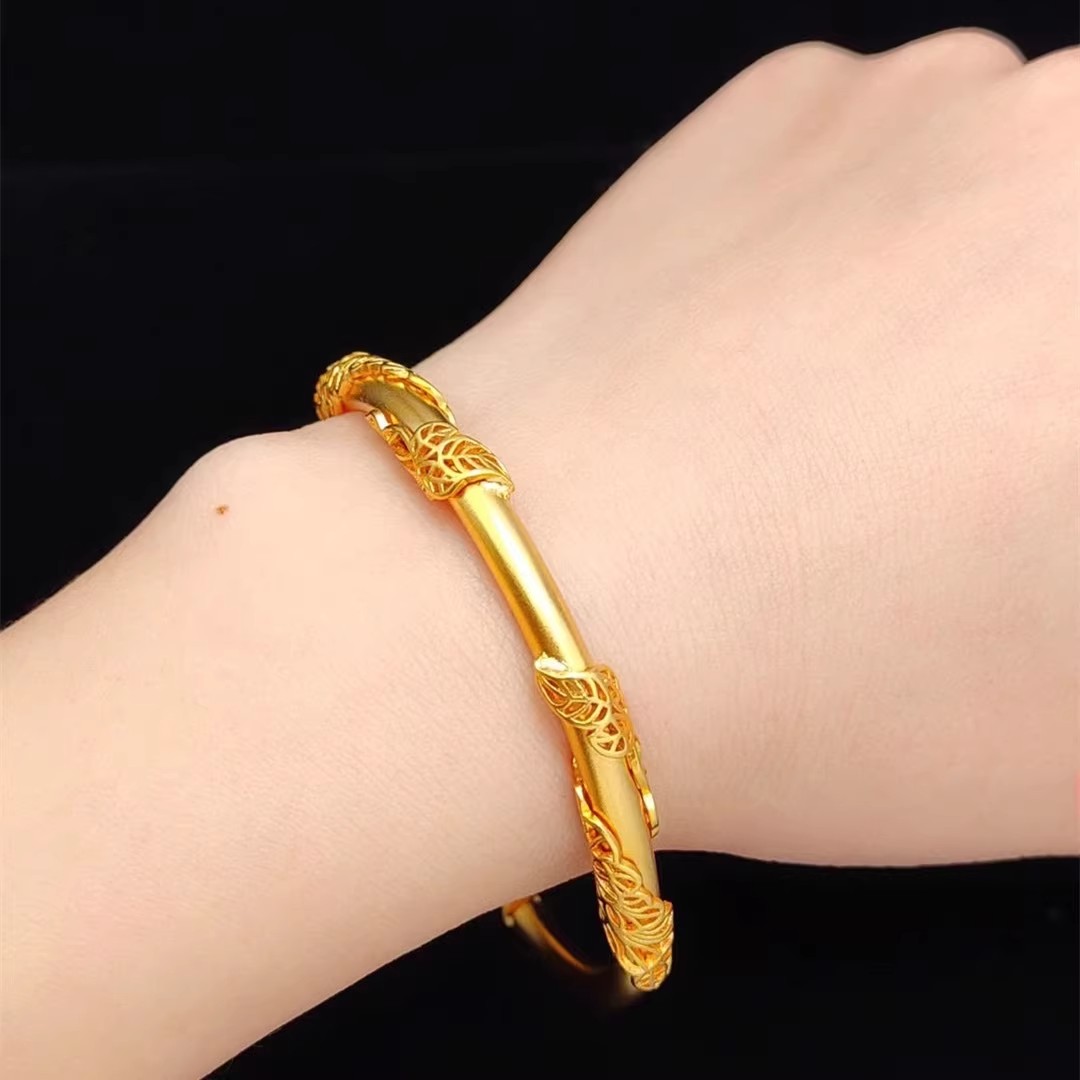 24K gold-plated Knot of Love Bracelet - Image 3