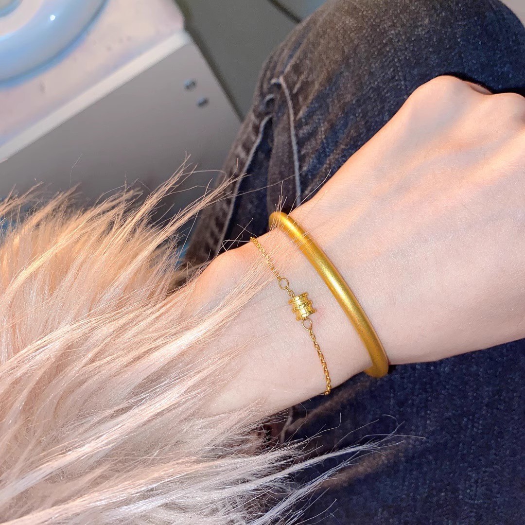 24K gold-plated 5N Heritage Lotus Bracelet - Image 4